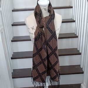 Brown & Black Patterned Reversible Fringe Scarf / Wrap🍀
